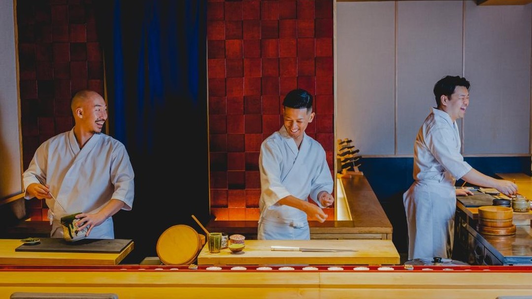 Sushi chef mid-career full-time position | Azabudai, Kyoto [No experience necessary]