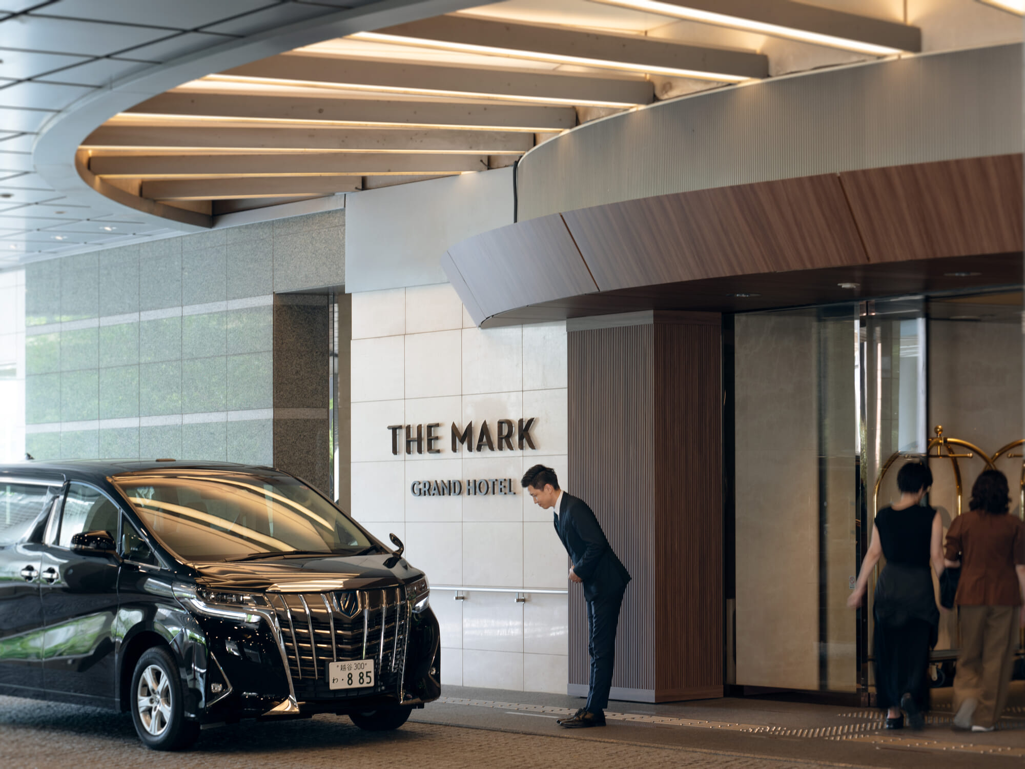 THE MARK GRAND HOTEL ホテルスタッフ